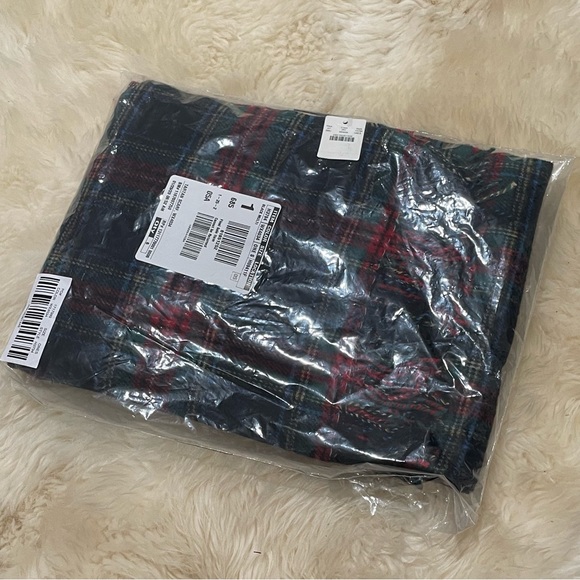 NWT J.CREW Tartan Scarf BLACK MULTI H3794 Made In Italy red green plaid - Picture 2 of 7